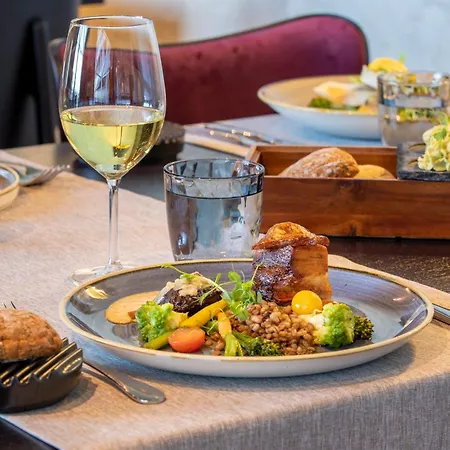 Hotel Tervise Paradiis Parnu