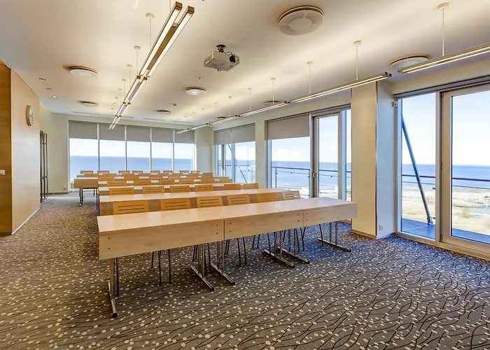 Szálloda Tervise Paradiis 4*